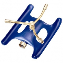 Metal 3-arm rotating sprinkler on sleigh shape base